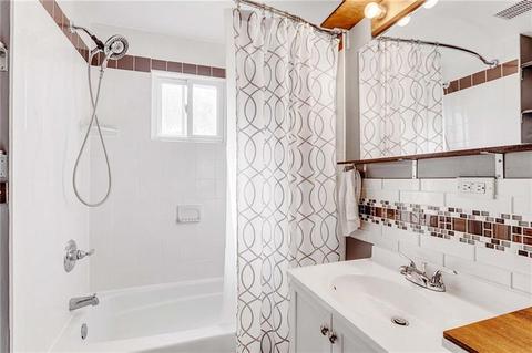 202 Edith St, Mount Washington, PA 15211 photo 14