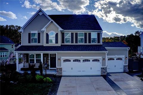 365 Brandywine Dr, Irwin, PA 15642 photo 1