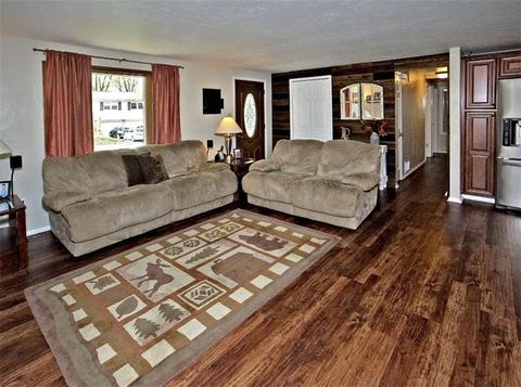 5 Cambridge Dr, Irwin, PA 15642 photo 9