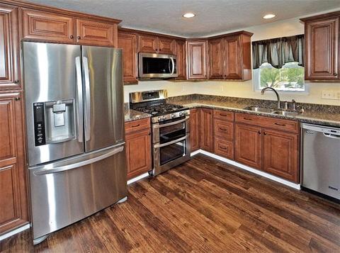 5 Cambridge Dr, Irwin, PA 15642 photo 3