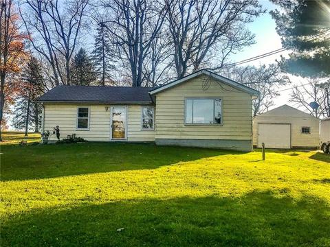 74 Pullam Dr, West Middlesex, PA 16159 photo 1
