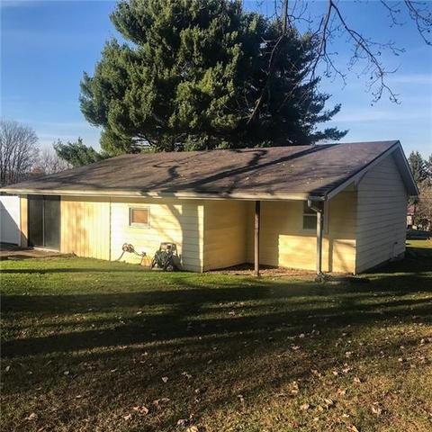 74 Pullam Dr, West Middlesex, PA 16159 photo 2
