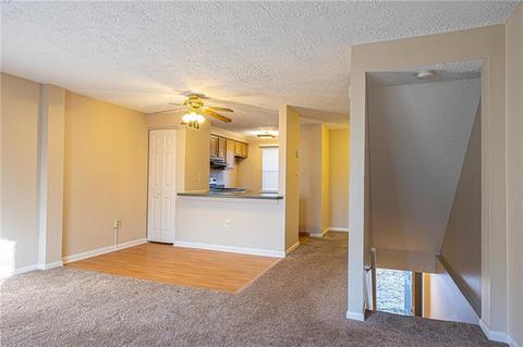416 Brookside Ct, Seven Fields, PA 16046 photo 2