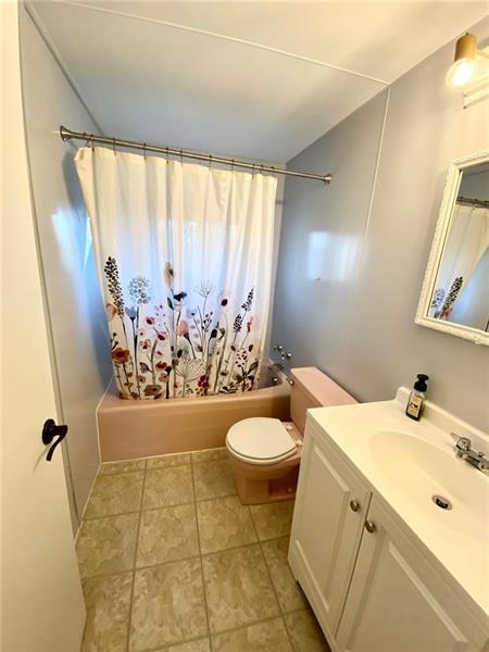 1531 Wolfe Ave, North Braddock, PA 15104 photo 4