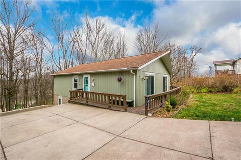 705 Frederick Ct, Upper Burrell, PA 15613 photo 1