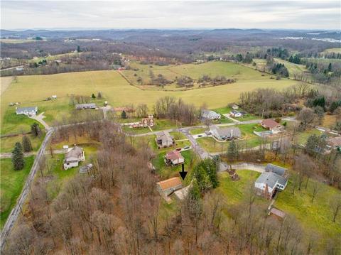 705 Frederick Ct, Upper Burrell, PA 15613 photo 4