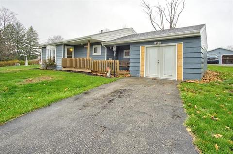 131 Franklin Ave, Monaca, PA 15061 photo 2