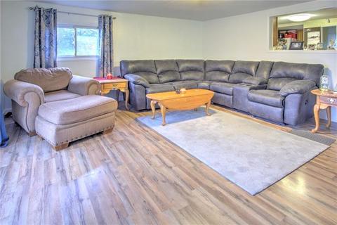 131 Franklin Ave, Monaca, PA 15061 photo 3