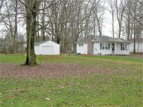 3682 Sample Rd, Hermitage, PA 16148 photo 3