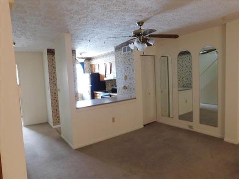 124 Forest Dr, Seven Fields, PA 16046 photo 2