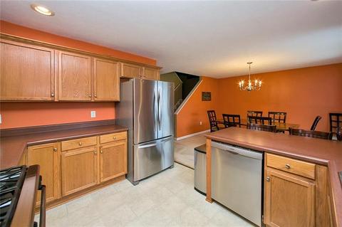 6934 Spring Valley Ln, Export, PA 15632 photo 9