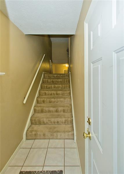 6934 Spring Valley Ln, Export, PA 15632 photo 2