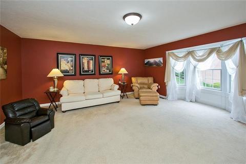 6934 Spring Valley Ln, Export, PA 15632 photo 4