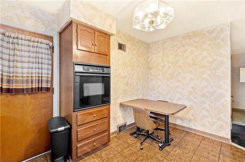 131 Techview Ter, Pittsburgh, PA 15213 photo 10