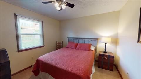 123 Cedar Ridge Dr, Monaca, PA 15061 photo 17