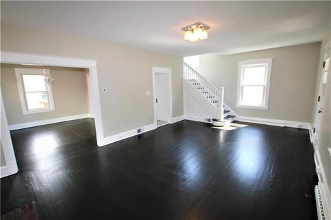 215 E Spring St, Zelienople, PA 16063 photo 6