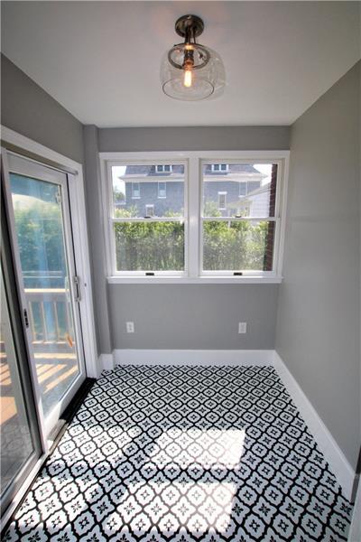 215 E Spring St, Zelienople, PA 16063 photo 11