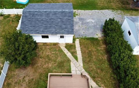 215 E Spring St, Zelienople, PA 16063 photo 25