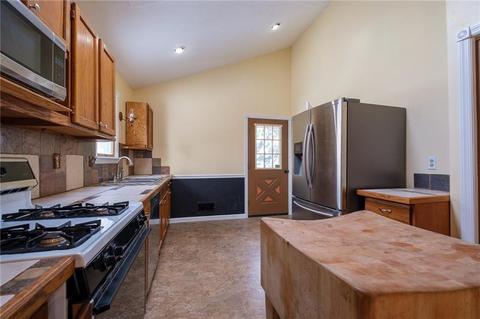 125 Maple Dr, Marshall, PA 15086 photo 6