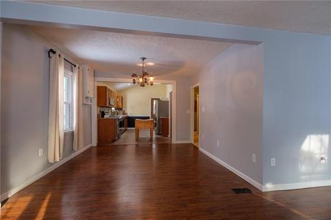 125 Maple Dr, Marshall, PA 15086 photo 3