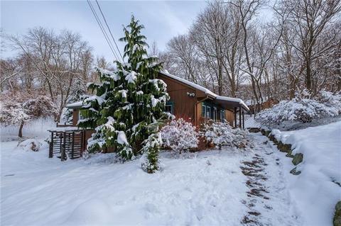125 Maple Dr, Marshall, PA 15086 photo 2