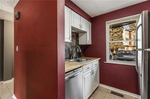 427 Brookside Ct, Seven Fields, PA 16046 photo 5