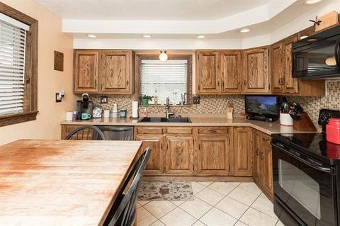 26 Station St, Smith, PA 15053 photo 9
