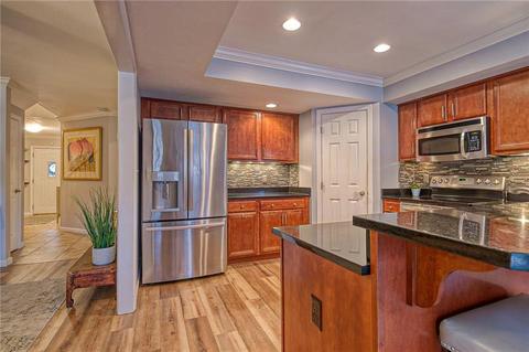 105 Adele Ct, Pittsburgh, PA 15229 photo 7