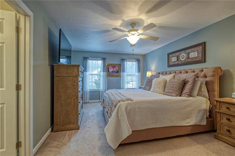 105 Adele Ct, Pittsburgh, PA 15229 photo 13
