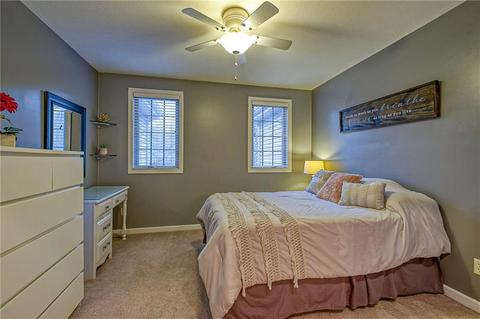 105 Adele Ct, Pittsburgh, PA 15229 photo 19