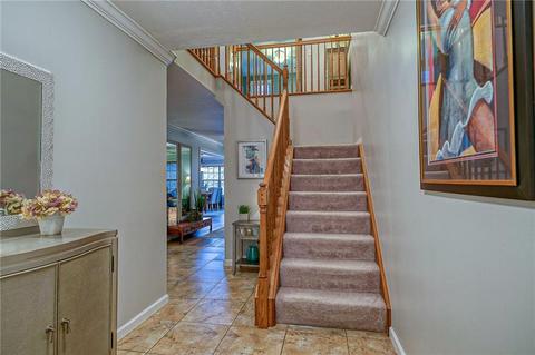 105 Adele Ct, Pittsburgh, PA 15229 photo 2