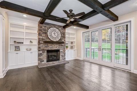 330 Highpointe Dr, Seven Fields, PA 16046 photo 3