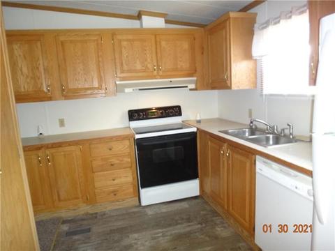 908 Robin Dr, Apollo, PA 15613 photo 6