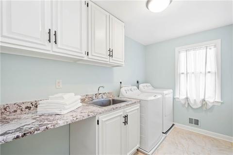 2666 Gloucester Dr, Pittsburgh, PA 15241 photo 19