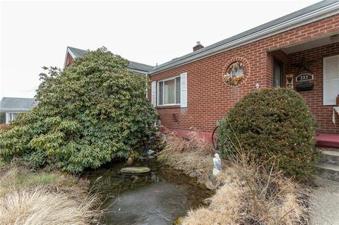 232 Eastern Dr, Lower Burrell, PA 15068 photo 2