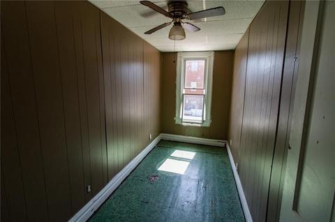 138 Sumner Ave, Vandergrift, PA 15690 photo 12