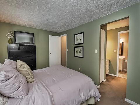 414 Brookside Ct, Seven Fields, PA 16046 photo 12