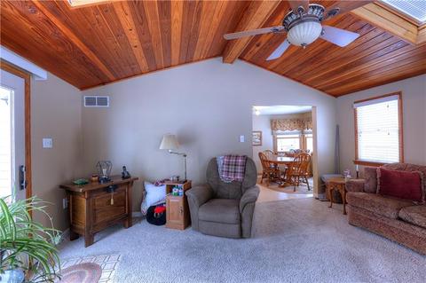 110 Coventry Dr, Monaca, PA 15061 photo 12