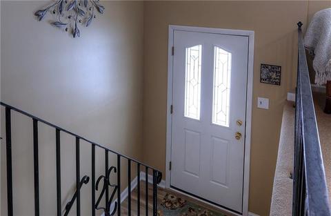 110 Coventry Dr, Monaca, PA 15061 photo 2