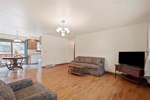 335 3rd St, Harmony, PA 16037 photo 6
