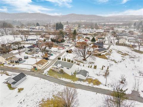 335 3rd St, Harmony, PA 16037 photo 23