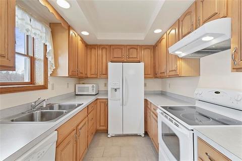 335 3rd St, Harmony, PA 16037 photo 10
