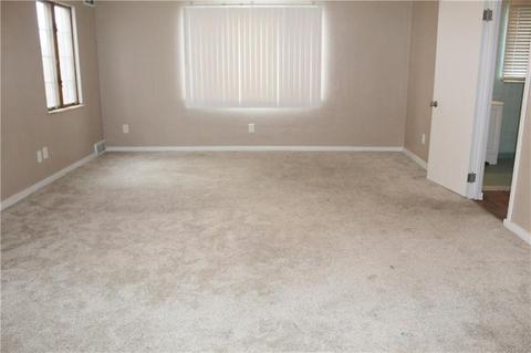 438 Halcomb Ave, Clairton, PA 15025 photo 7