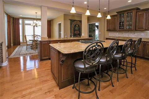 4110 Manor Oaks Ct, Export, PA 15632 photo 8