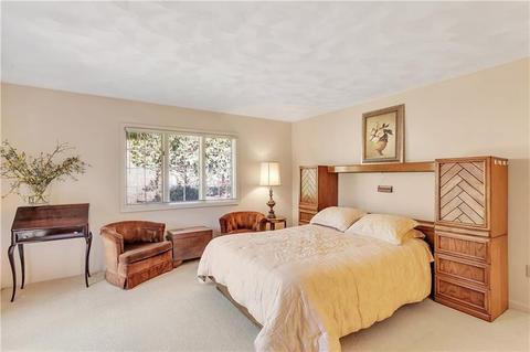 3317 Carriage Cir, Export, PA 15632 photo 14