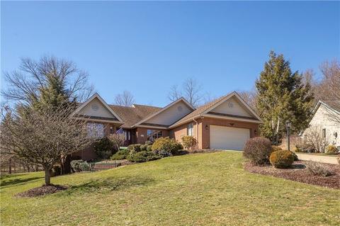 3317 Carriage Cir, Export, PA 15632 photo 2