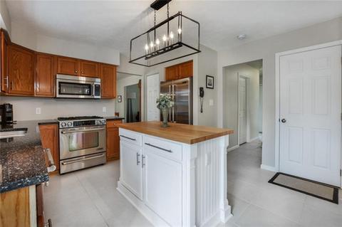 334 Warrick Dr, Seven Fields, PA 16046 photo 9