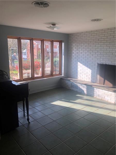 5046 Sequoia Ct, Export, PA 15632 photo 9