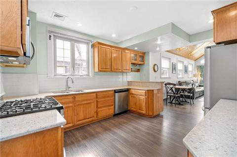 110 Jefferson Dr, Pittsburgh, PA 15228 photo 9