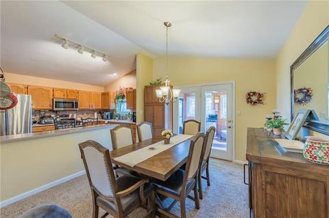 118 Rizzi Dr, Irwin, PA 15642 photo 8